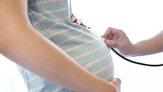 10月懷胎，準媽媽每月營養該怎么補充?